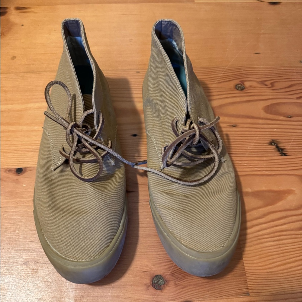 Men's Seavees Tan Chucka Shoes